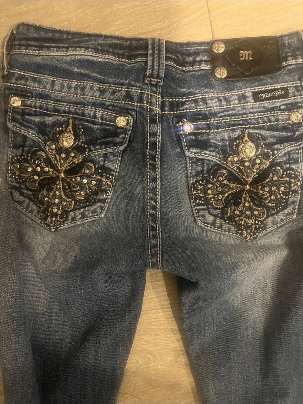 Girls(kids) Miss Me Dark Blue Skinny Jeans with Fading - Picture 3 of 3